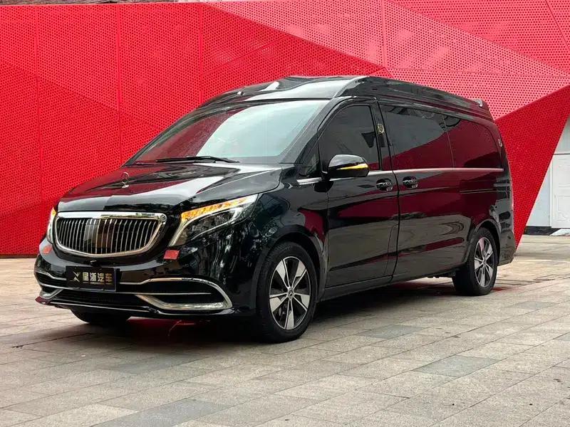 Mercedes-Benz V-Class 2022 V 260 L Long Wheelbase Luxury Edition — миниатюра 1