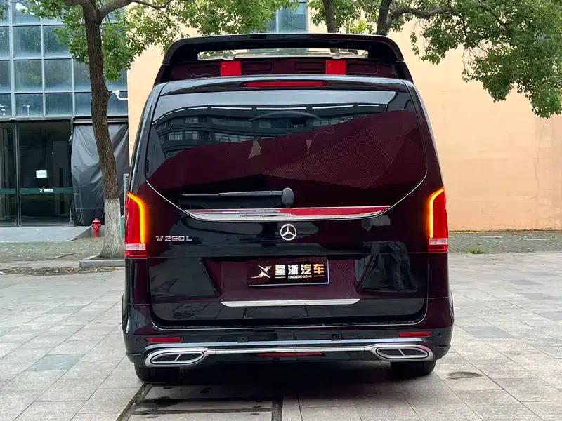 Mercedes-Benz V-Class 2022 V 260 L Long Wheelbase Luxury Edition — миниатюра 4