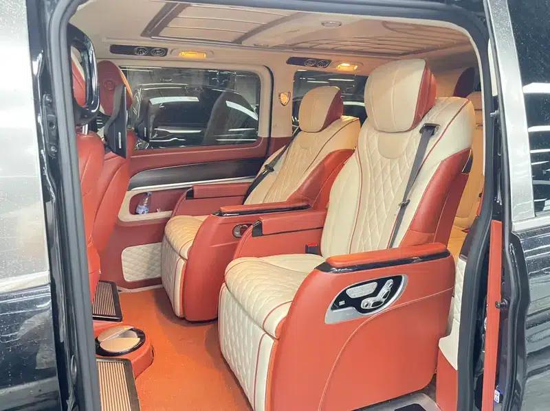 Mercedes-Benz V-Class 2021 V 260 Navigator Edition — миниатюра 9