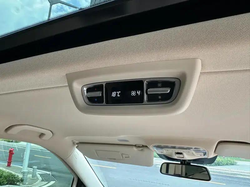 Mercedes-Benz V-Class 2018 V 260 Premium Edition (China VI Emission Standard) — миниатюра 16