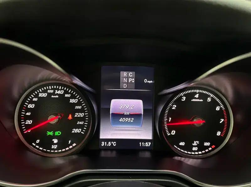 Mercedes-Benz V-Class 2018 V 260 Premium Edition (China VI Emission Standard) — миниатюра 22