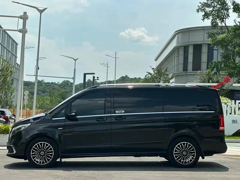 Mercedes-Benz V-Class 2018 V 260 Premium Edition (China VI Emission Standard) — миниатюра 4