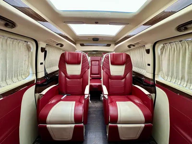 Mercedes-Benz V-Class 2018 V 260 L Premium Extended Edition (China V Emission Standard) — миниатюра 14