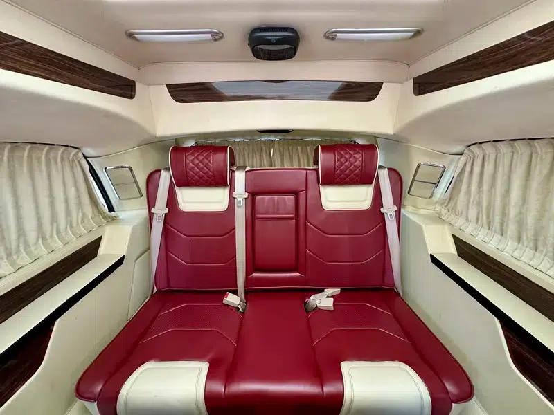 Mercedes-Benz V-Class 2018 V 260 L Premium Extended Edition (China V Emission Standard) — миниатюра 17