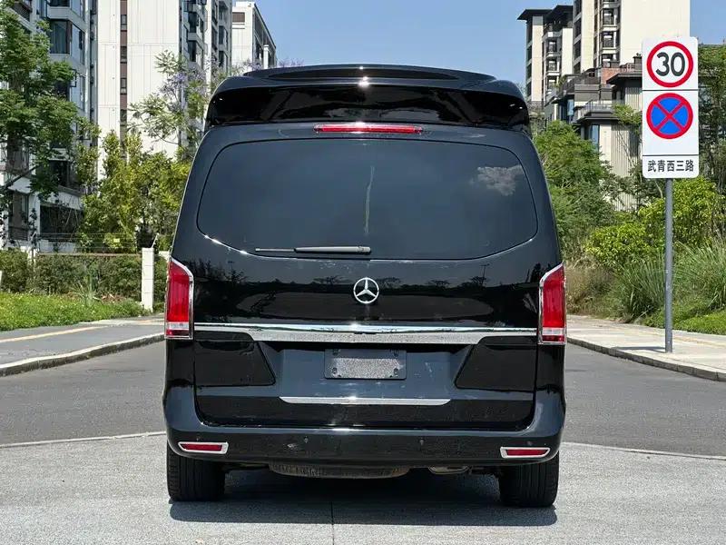 Mercedes-Benz V-Class 2018 V 260 L Premium Extended Edition (China V Emission Standard) — миниатюра 5