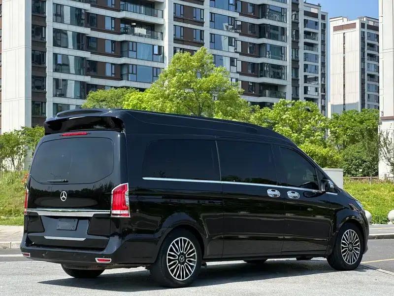 Mercedes-Benz V-Class 2018 V 260 L Premium Extended Edition (China V Emission Standard) — миниатюра 6