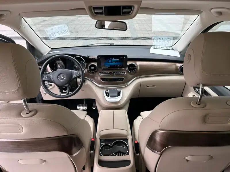 Mercedes-Benz V-Class 2022 V 260 Premium Edition — миниатюра 11