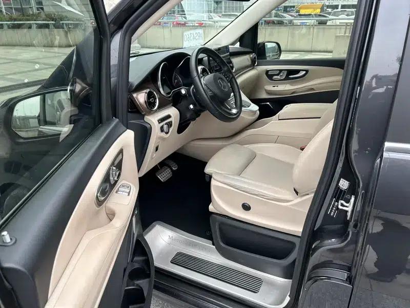 Mercedes-Benz V-Class 2022 V 260 Premium Edition — миниатюра 12