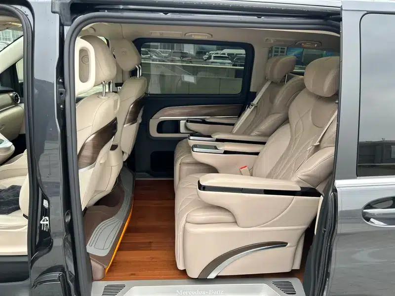 Mercedes-Benz V-Class 2022 V 260 Premium Edition — миниатюра 13