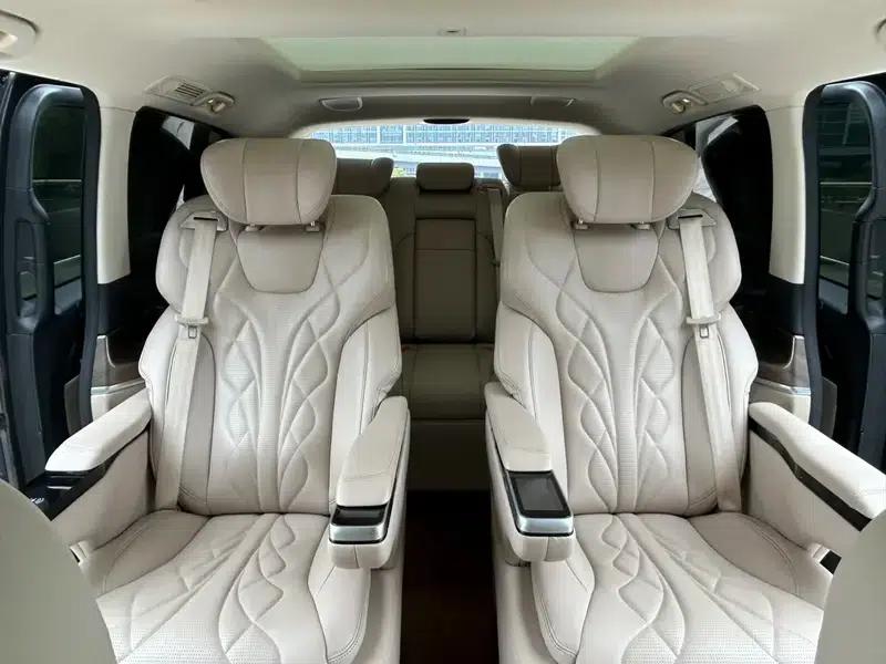 Mercedes-Benz V-Class 2022 V 260 Premium Edition — миниатюра 14