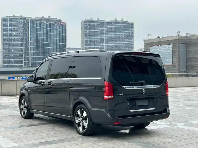 Mercedes-Benz V-Class 2022 V 260 Premium Edition — миниатюра 5