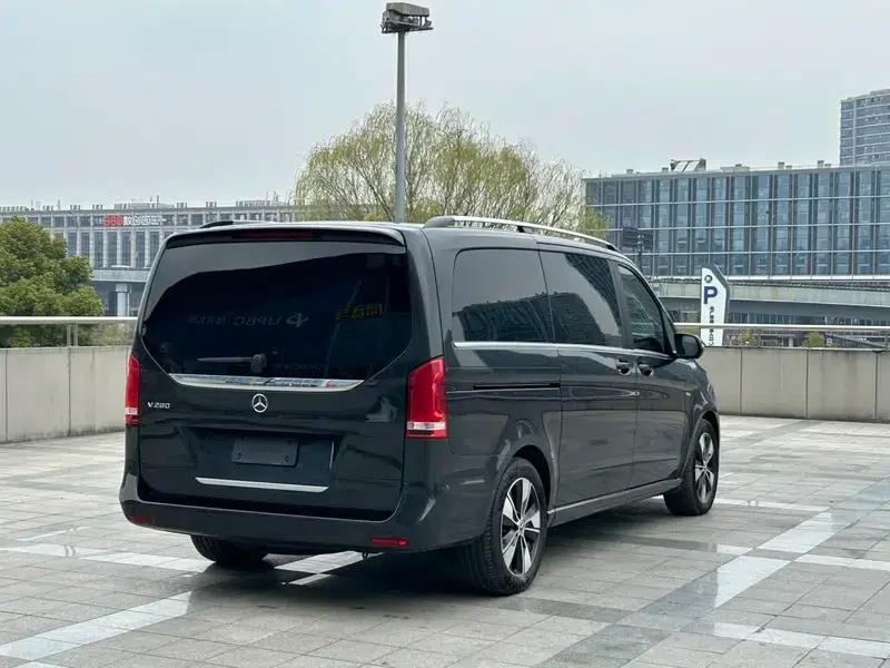 Mercedes-Benz V-Class 2022 V 260 Premium Edition — миниатюра 7