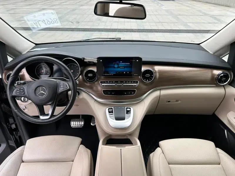Mercedes-Benz V-Class 2022 V 260 Premium Edition — миниатюра 10