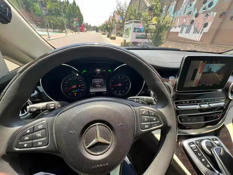 Mercedes-Benz V-Class 2018 V 260 L Premium Extended Edition (China VI Emission Standard) — миниатюра 15