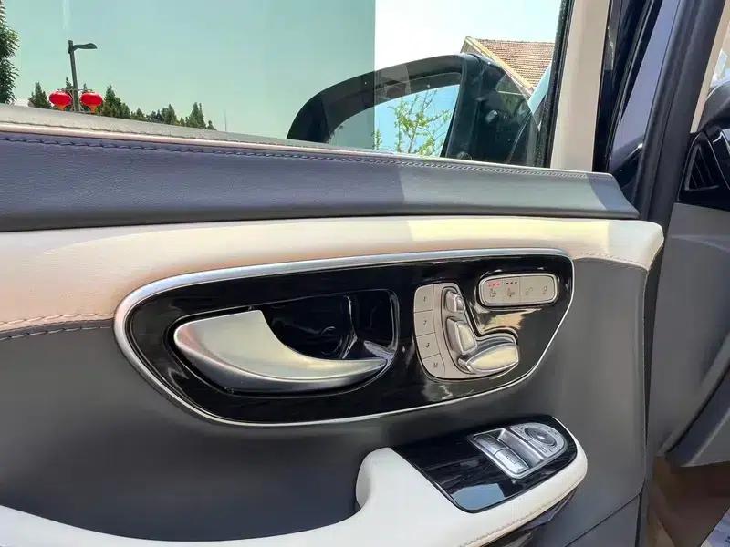 Mercedes-Benz V-Class 2018 V 260 L Premium Extended Edition (China VI Emission Standard) — миниатюра 7