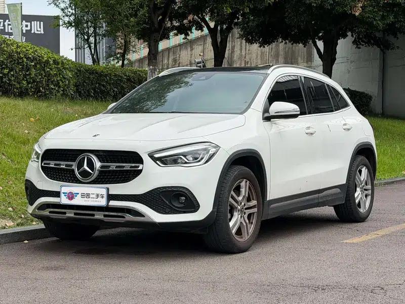 2022 Mercedes-Benz GLA 200 — миниатюра 1