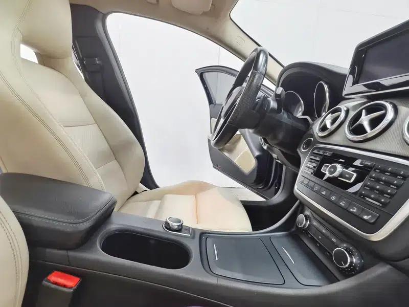 2015 Mercedes-Benz GLA 220 4MATIC Fashion Edition — миниатюра 13