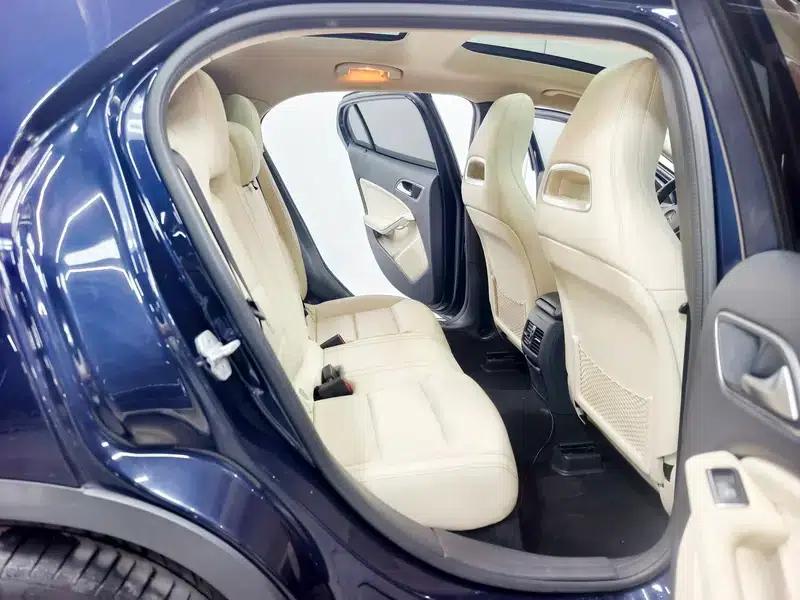 2015 Mercedes-Benz GLA 220 4MATIC Fashion Edition — миниатюра 16