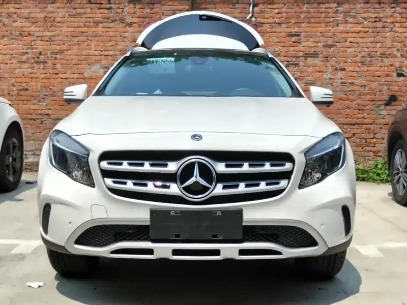 2017 Mercedes-Benz GLA 200 Fashion Edition — миниатюра 2