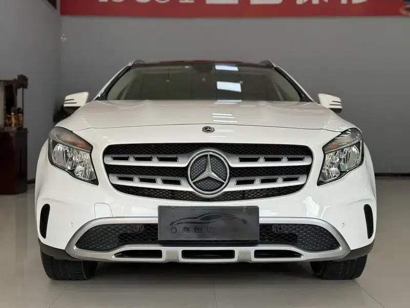 2017 Mercedes-Benz GLA 200 Fashion Edition — миниатюра 2