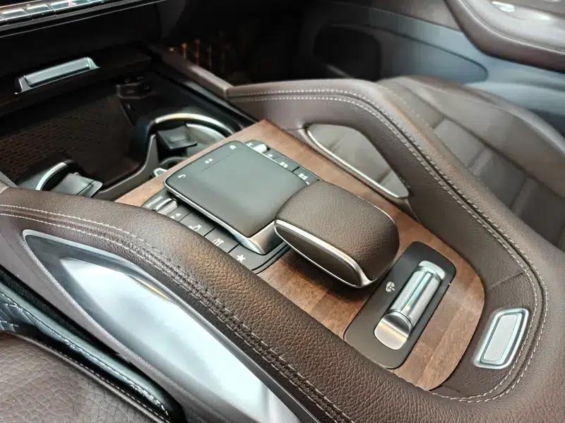2020 Mercedes-Benz GLS 450 4MATIC Luxury — миниатюра 18