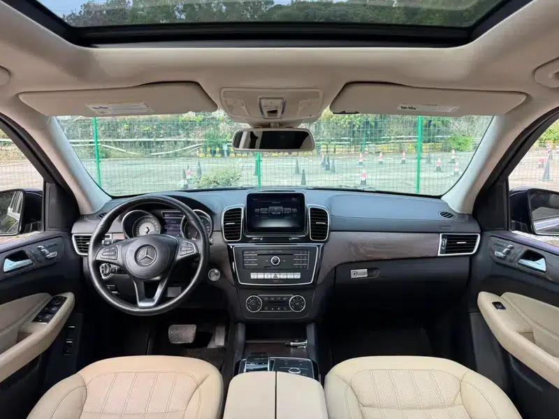 Mercedes-Benz GLS 2017 3.0T Automatic 4WD 7-Seater (Parallel Import) — миниатюра 8
