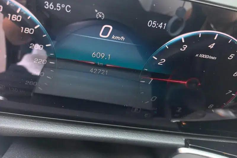 Mercedes-Benz GLB 2021 Fashion Edition — миниатюра 10