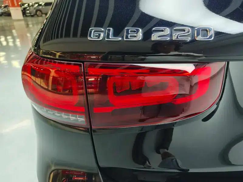 2020 Mercedes-Benz GLB 200 Dynamic — миниатюра 12