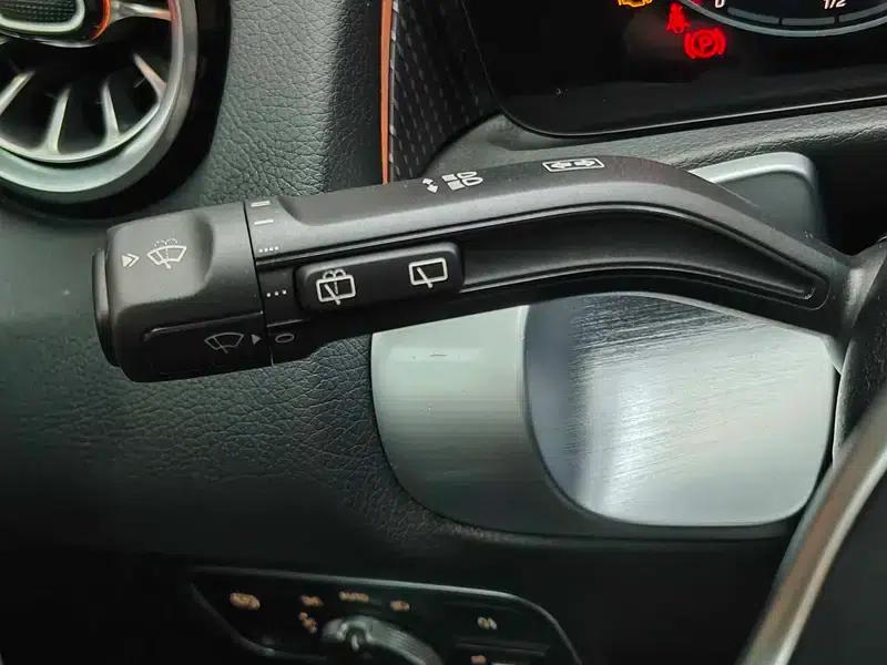 2020 Mercedes-Benz GLB 200 Dynamic — миниатюра 24