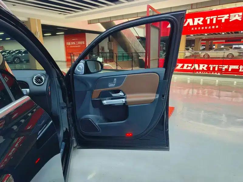 2020 Mercedes-Benz GLB 200 Dynamic — миниатюра 42