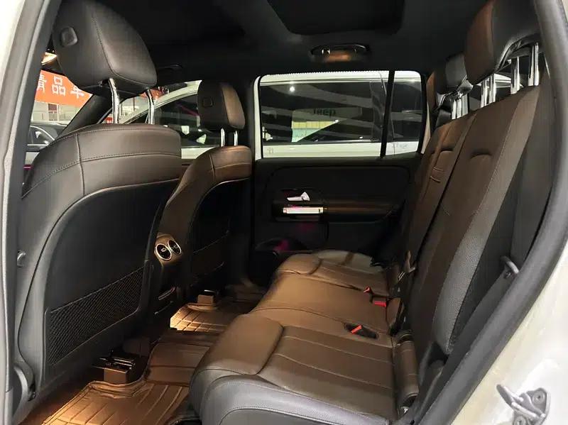 Mercedes-Benz GLB 2020 Fashion Edition — миниатюра 10