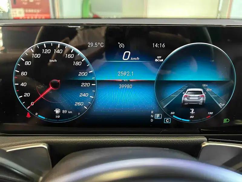 2023 Mercedes-Benz GLB 220 Fashion Edition — миниатюра 8