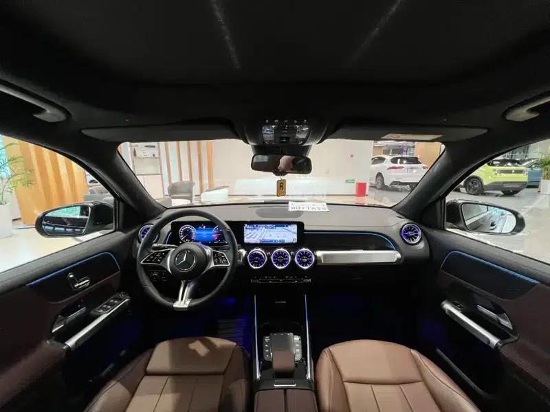 2024 Mercedes-Benz GLB 220 Dynamic — миниатюра 8