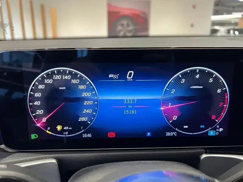 2024 Mercedes-Benz GLB 220 Dynamic — миниатюра 9