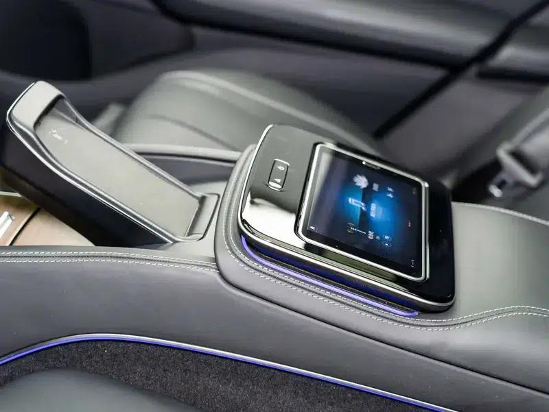 2021 Maybach GLS 4.0T Automatic 4WD 4-seater (Parallel Import) — миниатюра 7