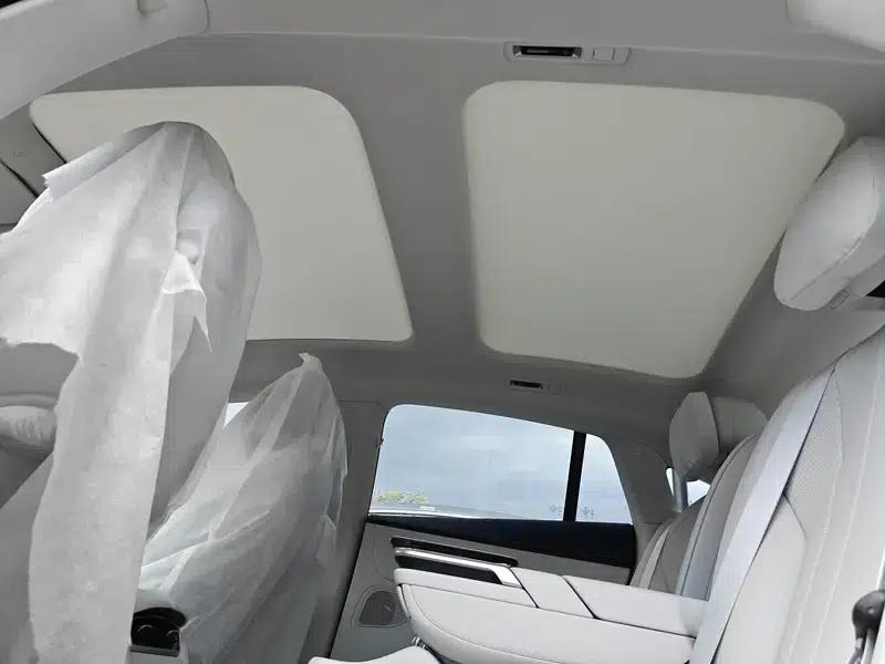 Mercedes-Benz EQE 2025 EQE 500 4MATIC Pioneer Edition — миниатюра 9