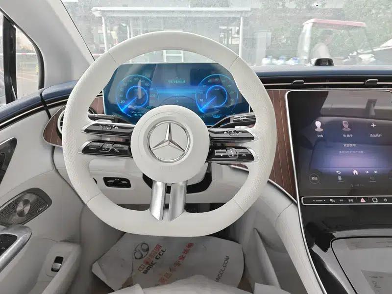 Mercedes-Benz EQE 2025 EQE 500 4MATIC Luxury Edition — миниатюра 7
