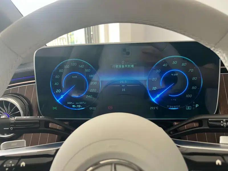 Mercedes-Benz EQE 2025 EQE 500 4MATIC Pioneer Edition — миниатюра 12