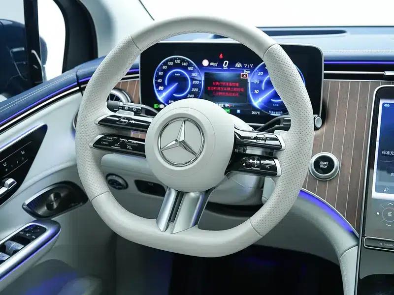 2023 Mercedes-Benz EQE SUV 350 4MATIC Luxury Edition — миниатюра 16