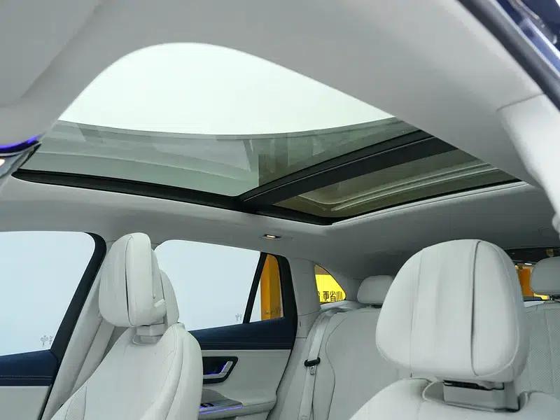 2023 Mercedes-Benz EQE SUV 350 4MATIC Luxury Edition — миниатюра 19