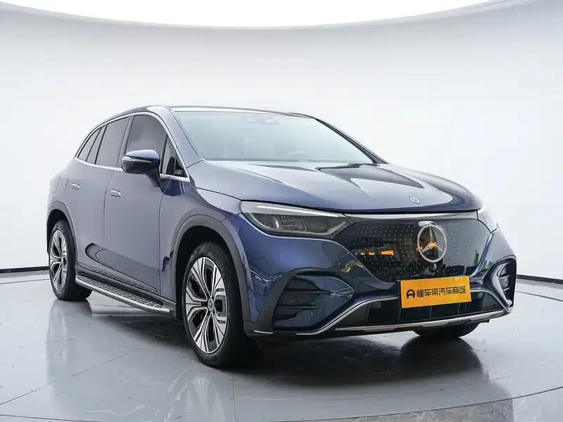 2023 Mercedes-Benz EQE SUV 350 4MATIC Luxury Edition — миниатюра 3