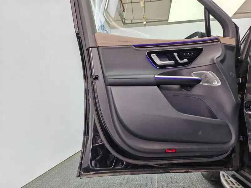 2024 Mercedes-Benz EQE SUV 500 4MATIC Luxury Edition — миниатюра 9