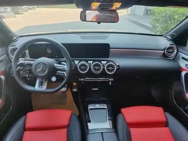 2025 Mercedes-Benz A-Class AMG A 35 L 4MATIC — миниатюра 4