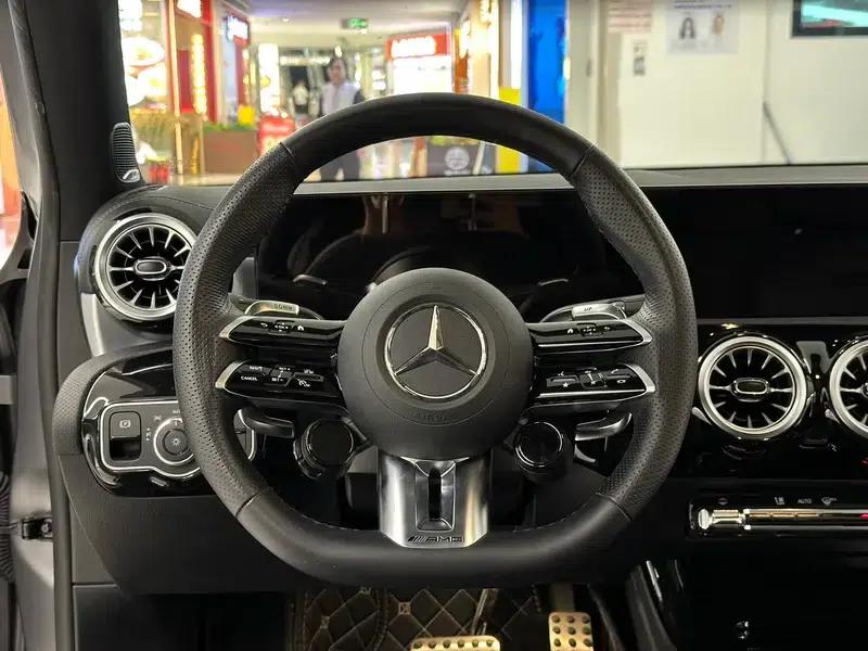 2025 Mercedes-Benz A-Class AMG A 35 L 4MATIC — миниатюра 19