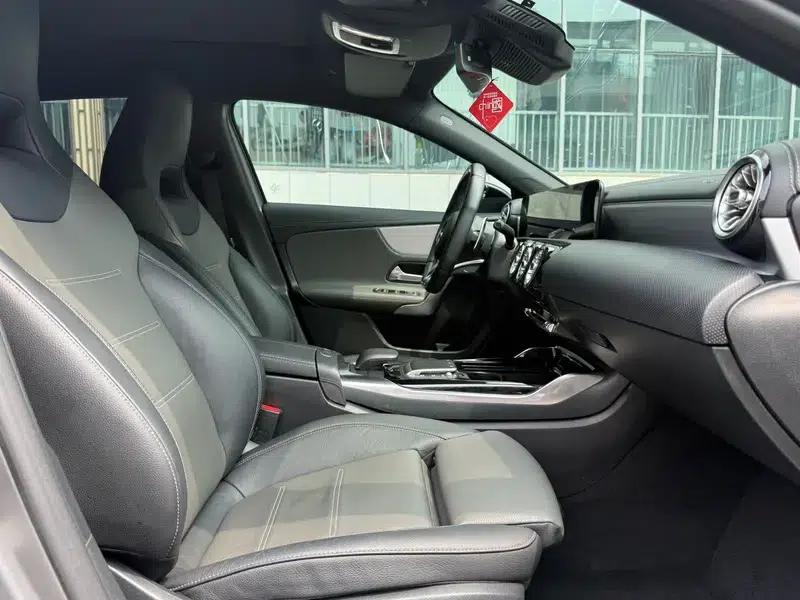 2020 Mercedes-Benz A-Class AMG (Imported) AMG A 35 4MATIC — миниатюра 12