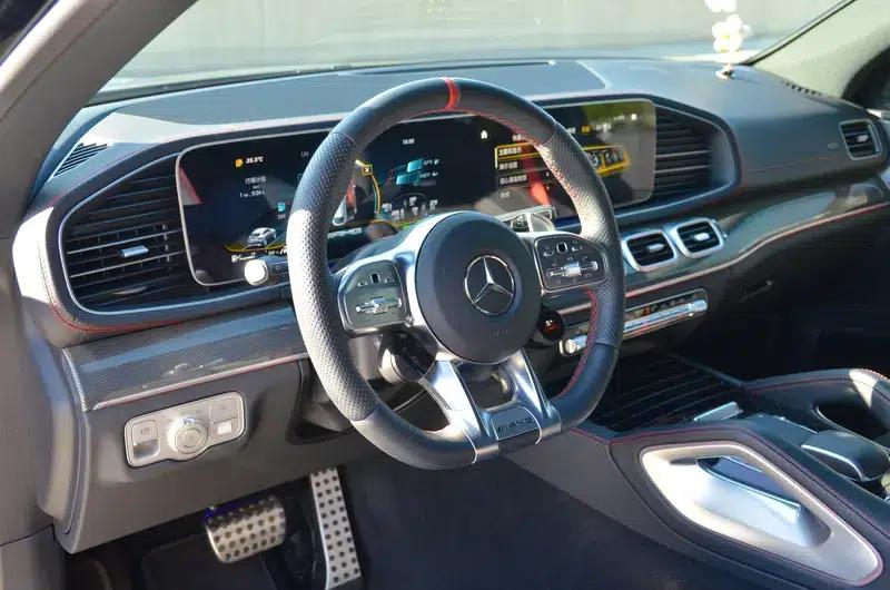 2023 Mercedes-Benz GLE Coupe AMG Model: AMG GLE 53 4MATIC+ Coupe SUV — миниатюра 12