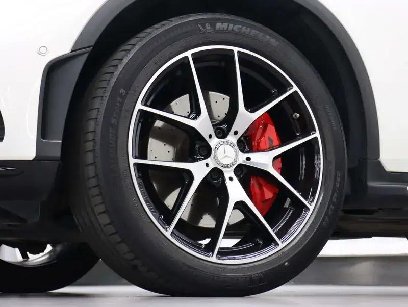 Mercedes-Benz GLC Coupe AMG 2022 AMG GLC 43 4MATIC Coupe SUV — миниатюра 8