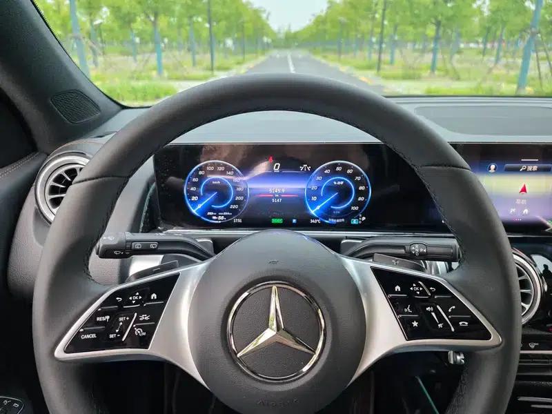 Mercedes-Benz EQB 2025 EQB 260 — миниатюра 18