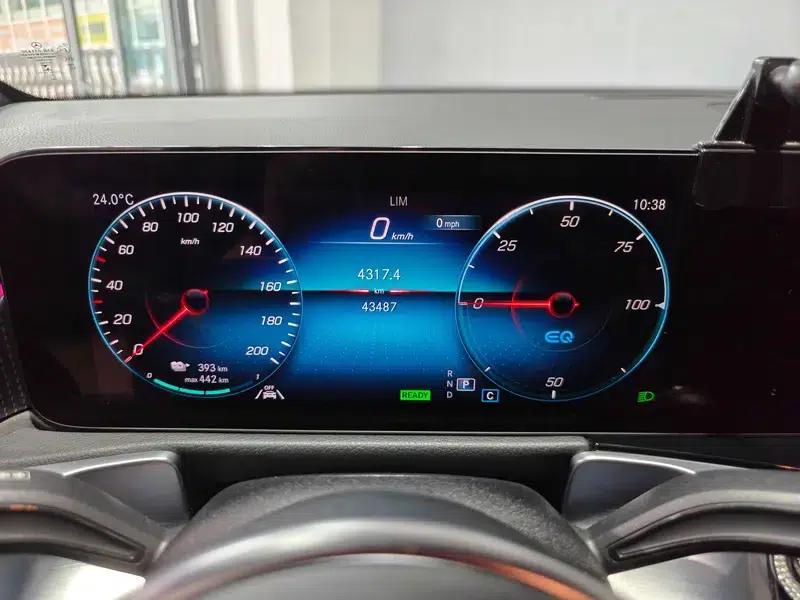 Mercedes-Benz EQB 2023 EQB 260 — миниатюра 11