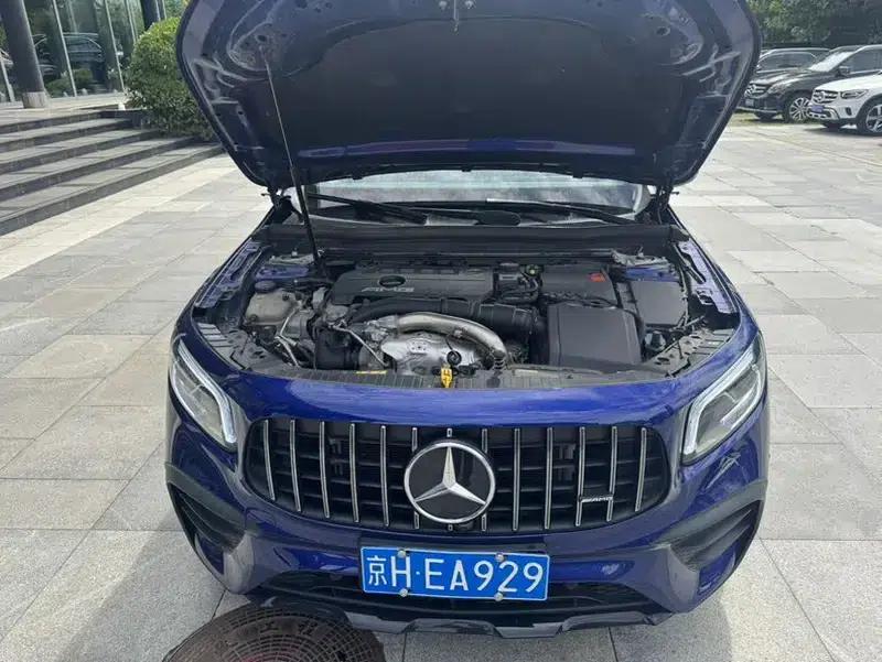 2023 Mercedes-Benz GLB AMG 35 4MATIC — миниатюра 3